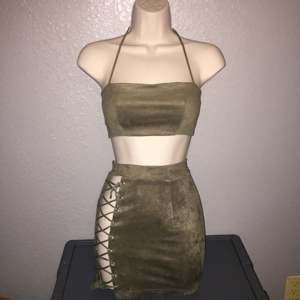 Ohpolly.com dress. Green. Size 2